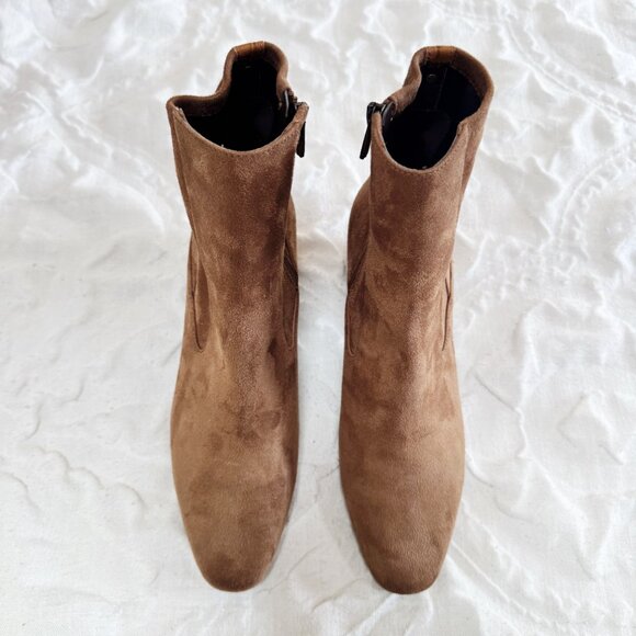 Donald Pliner Gaige Bootie Size 9 New - Picture 9 of 10